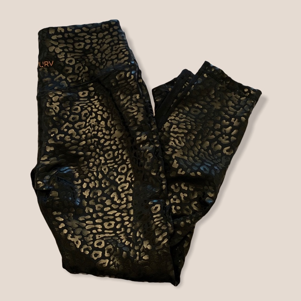 L'urv animal print embossed leggings medium Black
